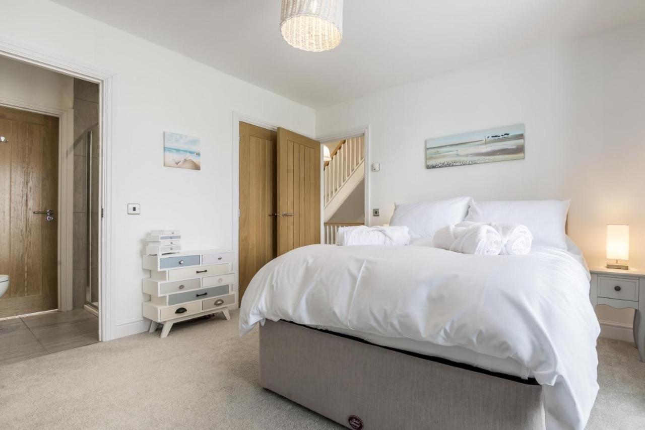 Milford Street - 5 Bedroom Luxurious Holiday Home - Saundersfoot Bagian luar foto