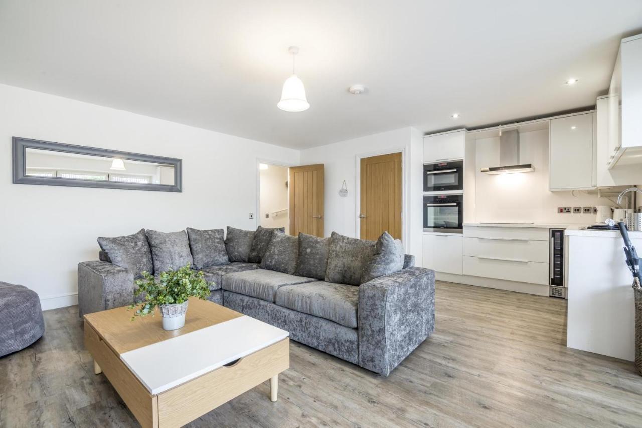 Milford Street - 5 Bedroom Luxurious Holiday Home - Saundersfoot Bagian luar foto