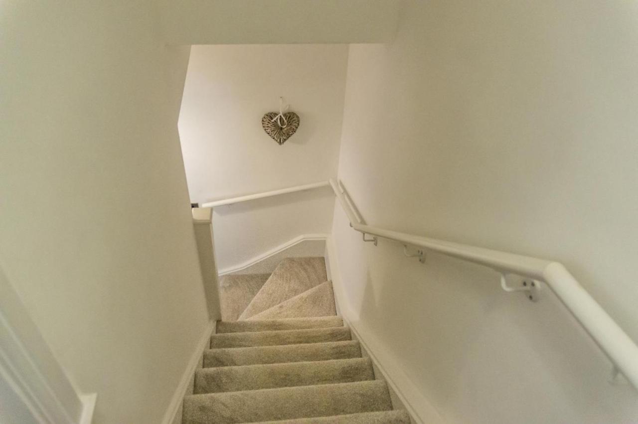 Milford Street - 5 Bedroom Luxurious Holiday Home - Saundersfoot Bagian luar foto